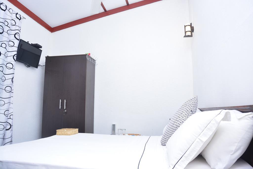 Livinginn Polonnaruwa Exteriör bild
